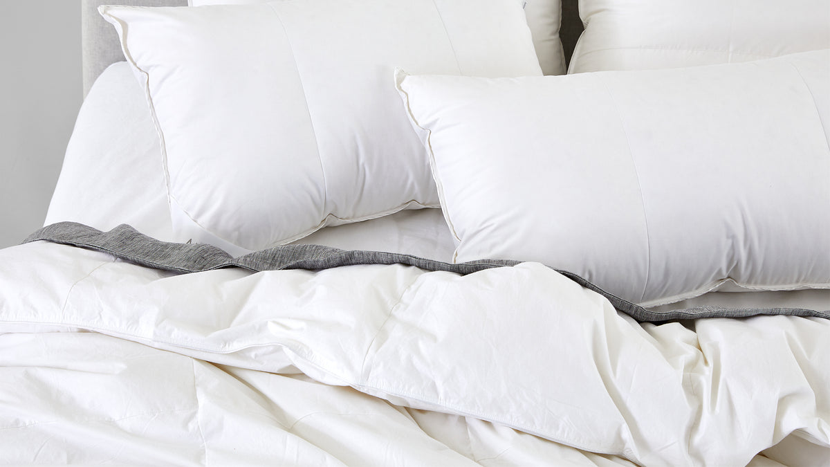 Polish 550 Pure White Duck Down Quilt Abode Abode Living